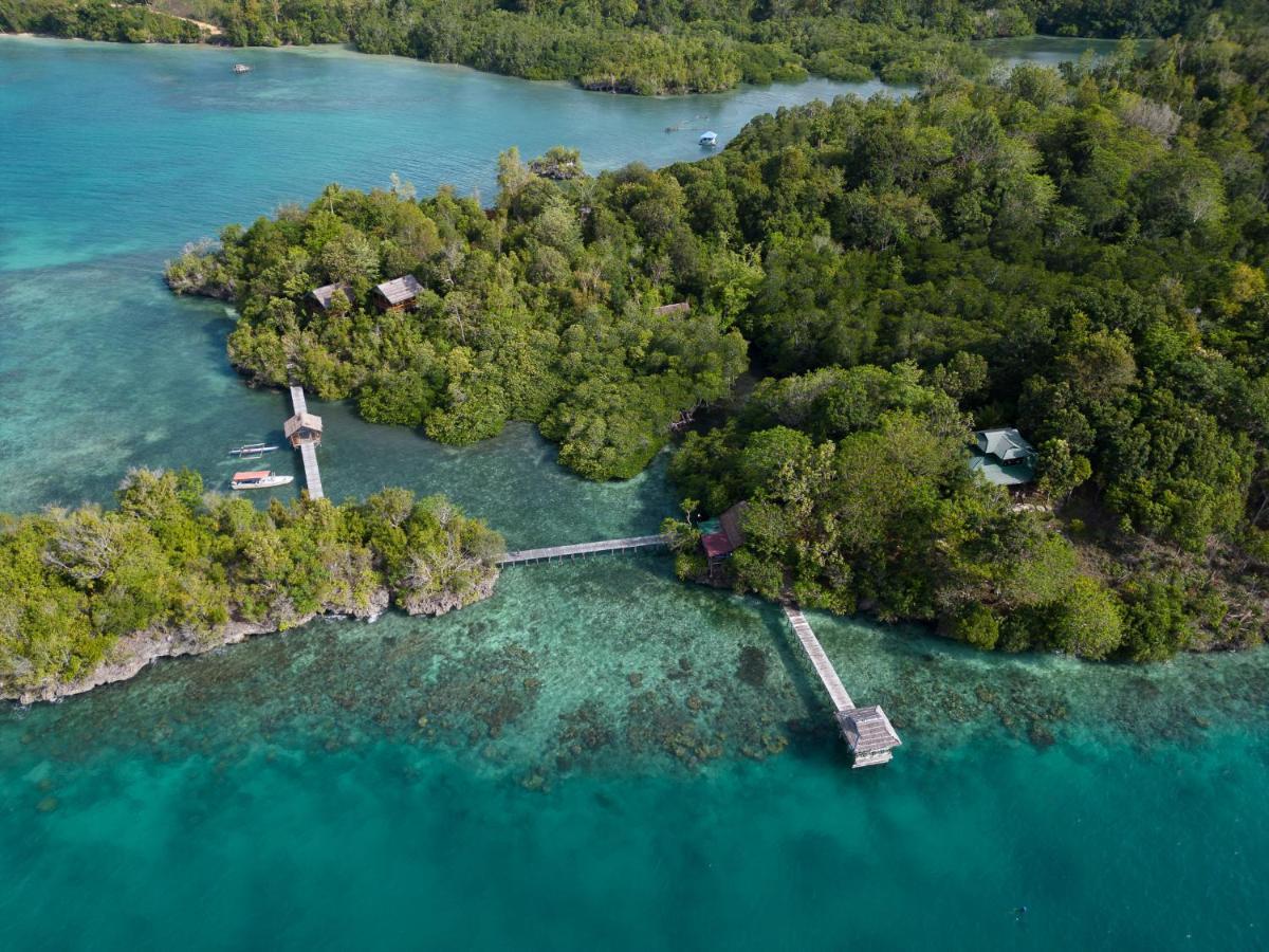 Araya Dive Resort Togean Bomba Exteriör bild
