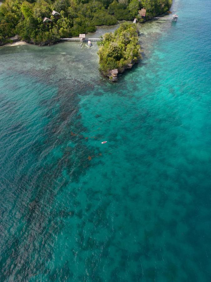 Araya Dive Resort Togean Bomba Exteriör bild